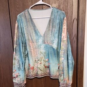 Floral V-Neck Long Sleeve Top